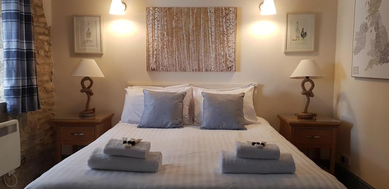 The Kings Arms Hotel Стоу на Вёлд Экстерьер фото