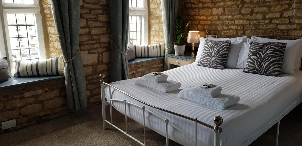 The Kings Arms Hotel Стоу на Вёлд Экстерьер фото