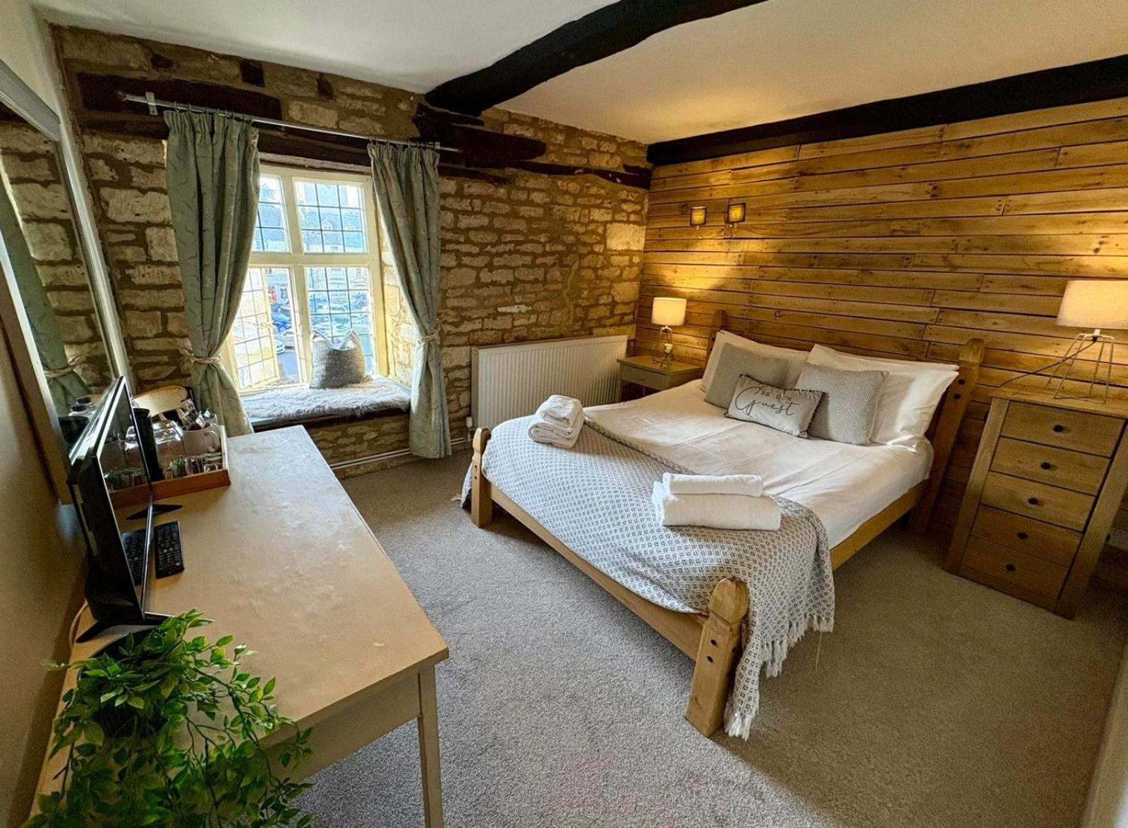 The Kings Arms Hotel Стоу на Вёлд Экстерьер фото